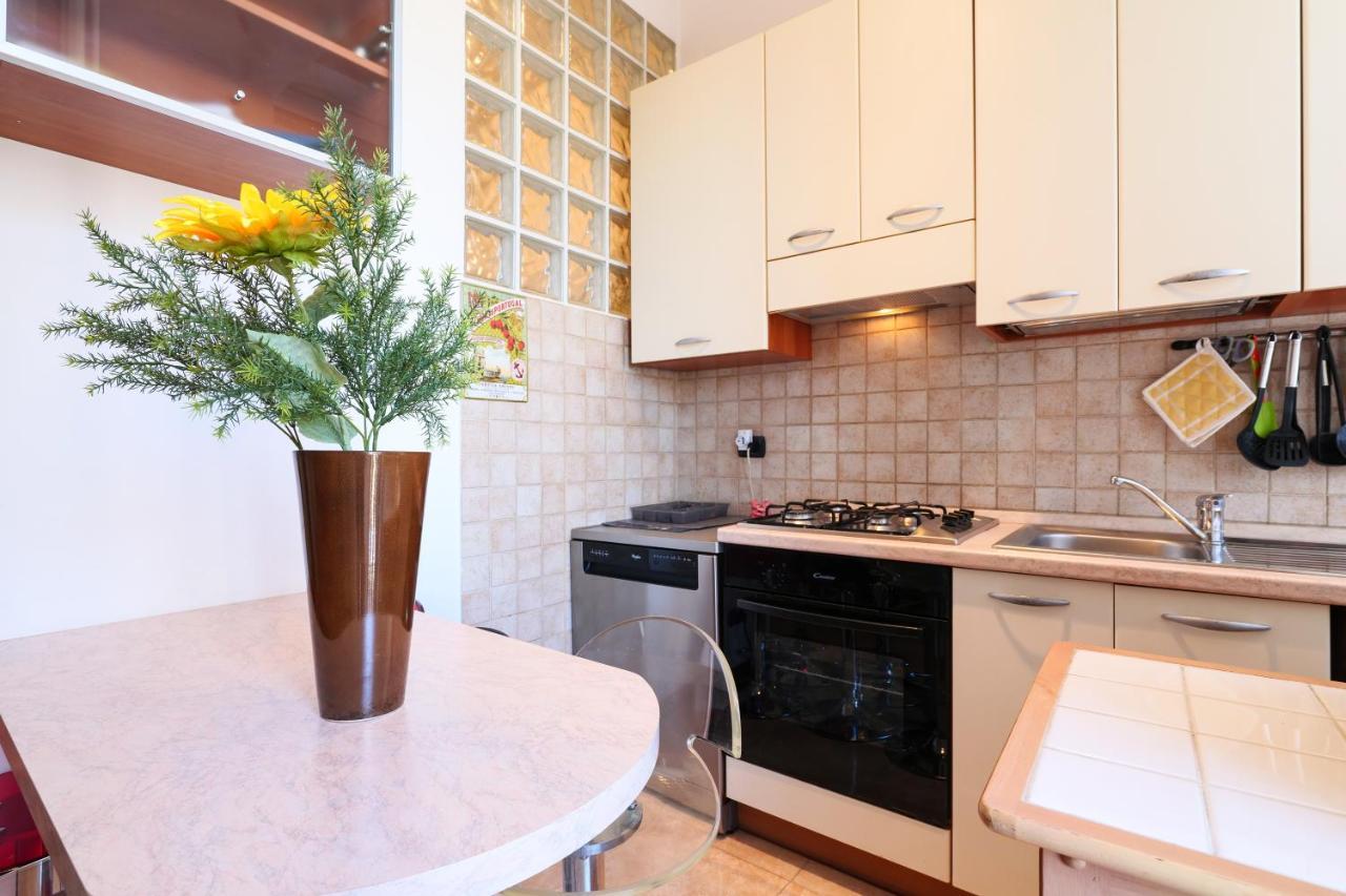 Primopiano - Tertulliano Apartment Милано Екстериор снимка